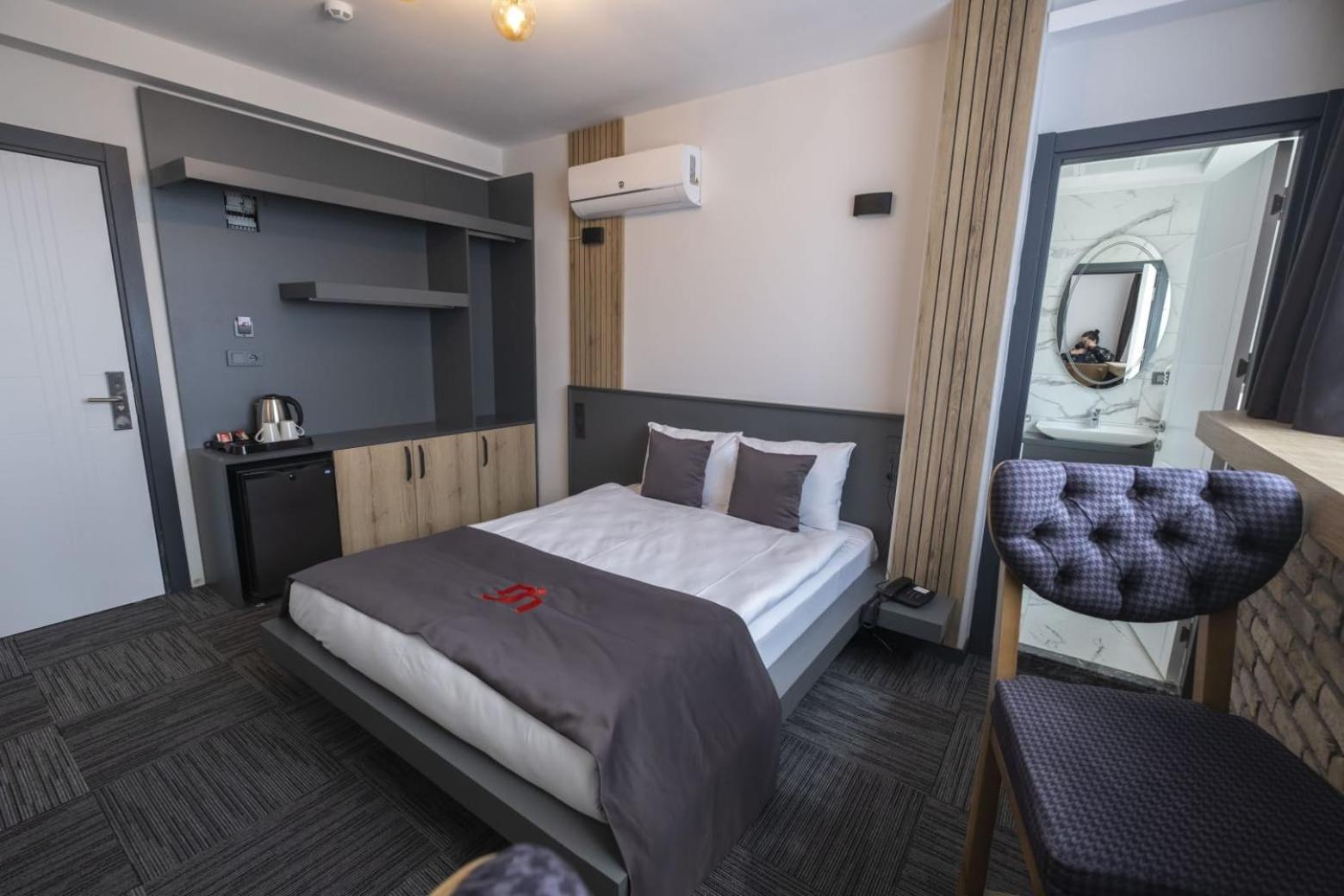 Dewy Hotel Izmir Exterior photo